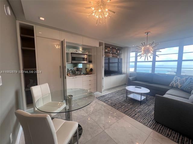 Decoplage Jr 1 With Ocean View & Balcony