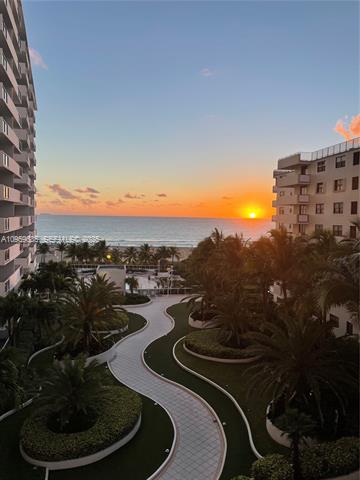 Decoplage Ocean View With Remodeled Kitchen