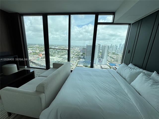 Eleven Hotel Club: Furnished 1BR Miami photo 2