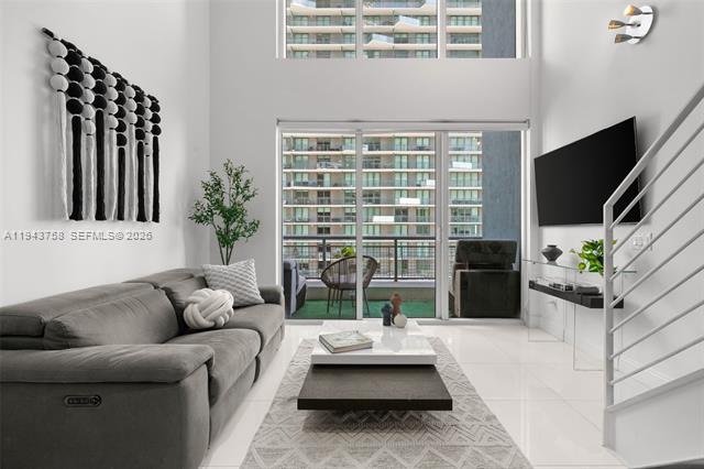 Infinity Brickell: Modern 2-Story Loft Bay Views