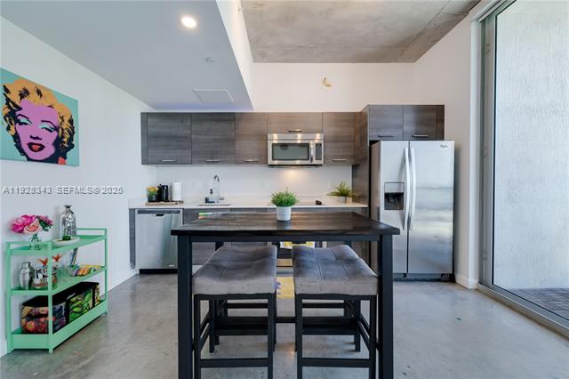 Industrial Style Studio With Bay Views photo 3