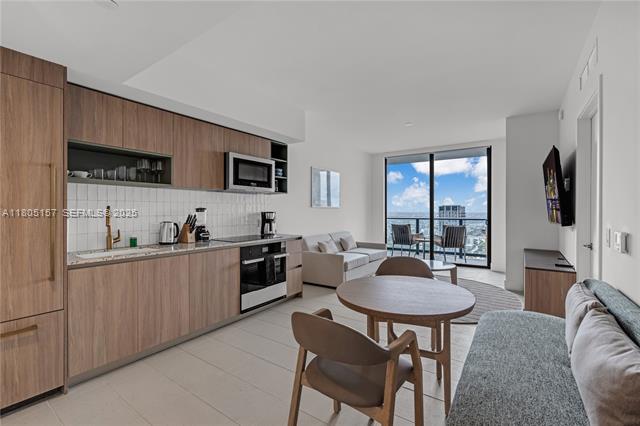 Stylish NATIIVO Condo, King Bed, W/D In Unit photo 3