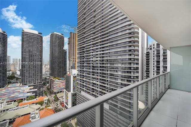 Pininfarina-Designed Condo In Brickell Village photo 2