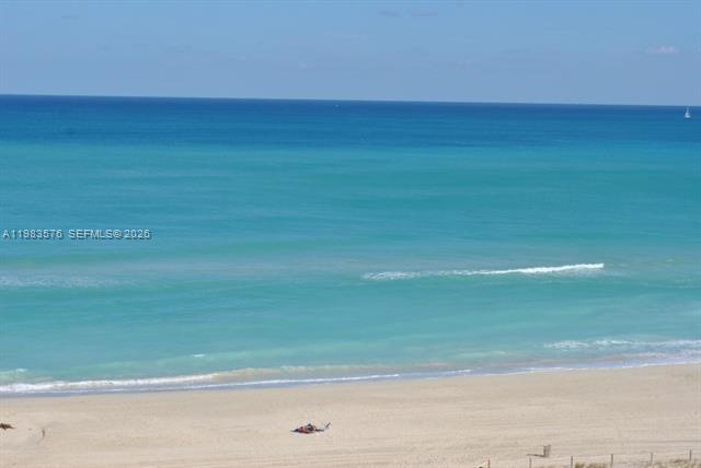 Maison Grande 10th Floor Ocean Views