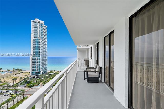 Ocean-View Winston Towers 600 At Sunny Isles