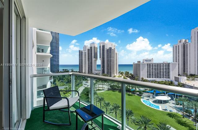 Ocean Views From 14th Floor, Sunny Isles photo 3