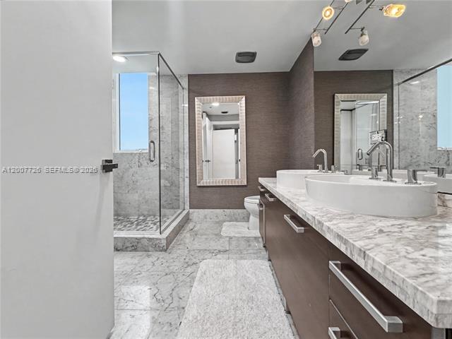 Downtown Miami Resort Living At Vizcayne photo 3