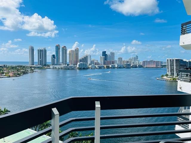 Mystic Pointe Tower 500: Waterfront 2BR/2BA photo 2