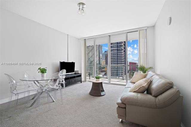 Axis On Brickell: Modern 2BR With City Views photo 2