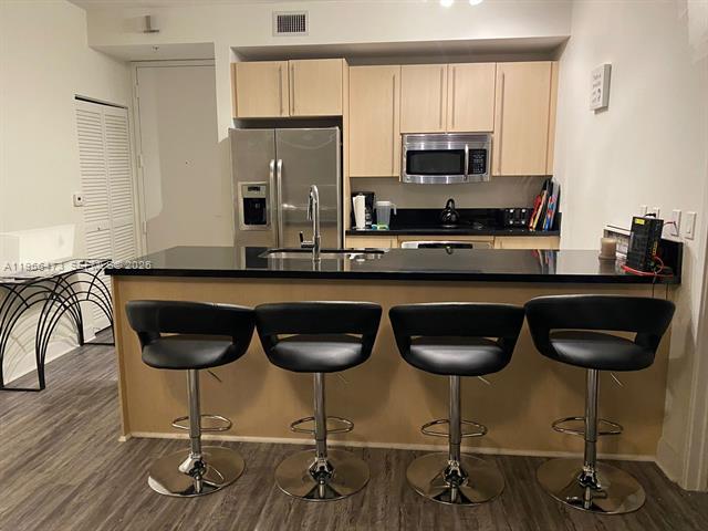 Furnished 2BR Condo With Balcony in Brickell
