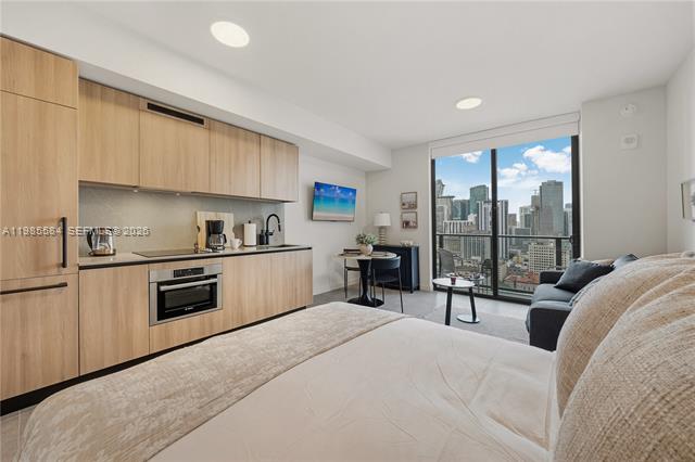 Brand-New 501 First Studio In Heart Of Miami photo 3