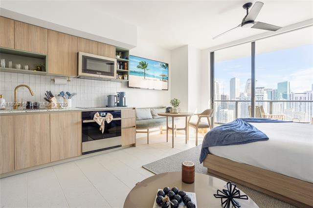 Gale Miami Residences Ocean View Studio photo 3