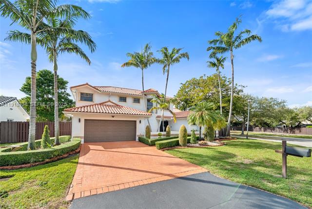 Furnished 4BR House With Pool And Jacuzzi