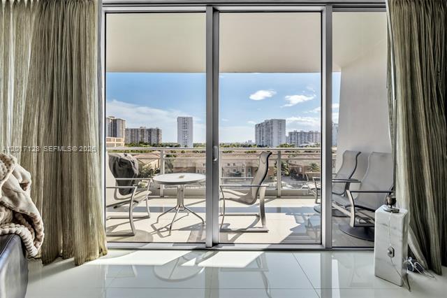 Waterfront Marina Condo With Private Balconies photo 3