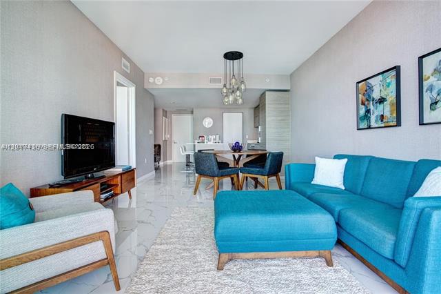 Modern Brickell Condo With Rooftop Pool photo 2
