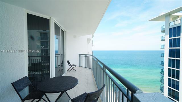Oceanfront 1BR With Beach Access At Ocean Point photo 2