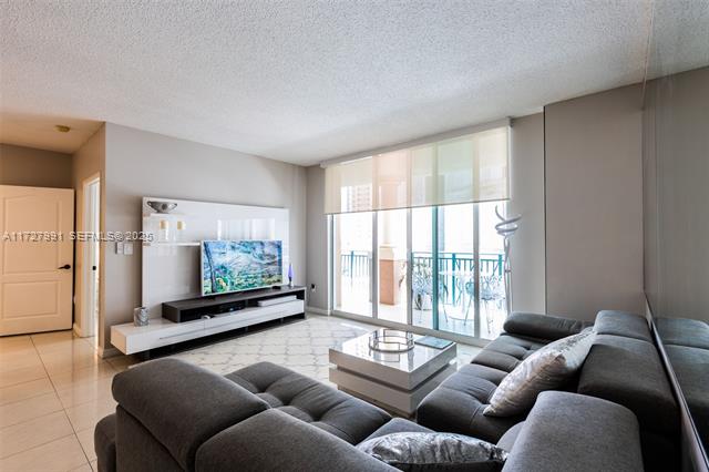 King David Sunny Isles: 2BR With Den photo 3