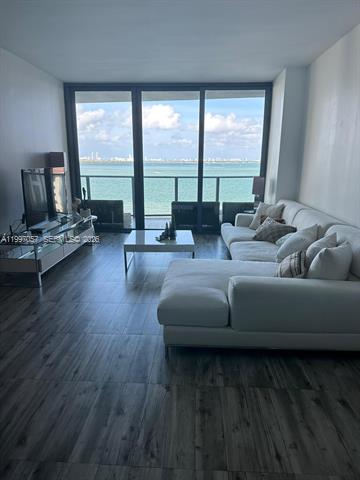 Bay Views Icon Bay 2BR With Luxury Amenities photo 2