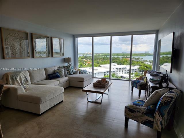 Intracoastal Views, Designer Furnished 1BR photo 2