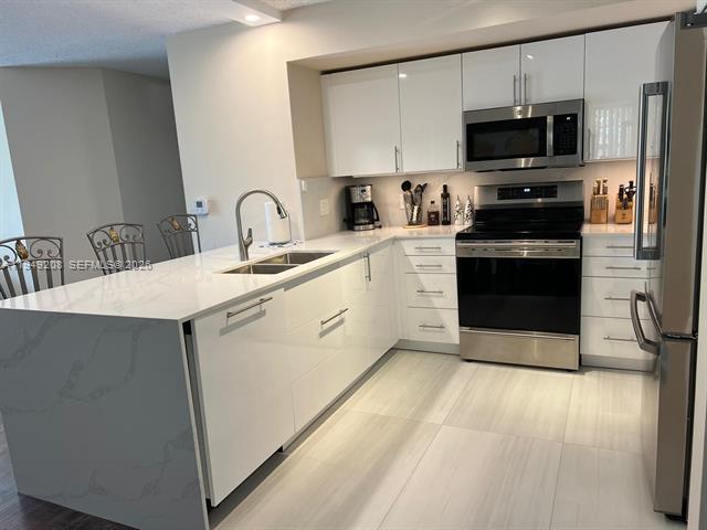 Waterside 3BR At The Yacht Club Aventura