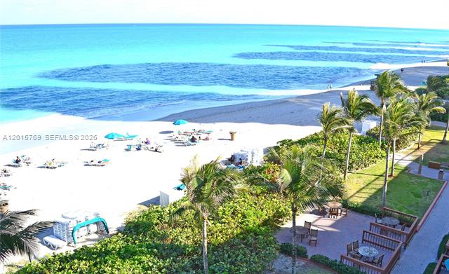 Ocean Reserve: Steps From Beach, Fully Furnished photo 2