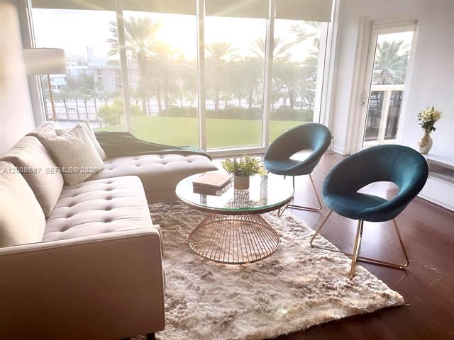 Beachfront Bal Harbour With Direct Beach Access