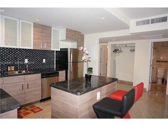 Ocean View 2BR, Sunny Isles Beach Condo photo 2