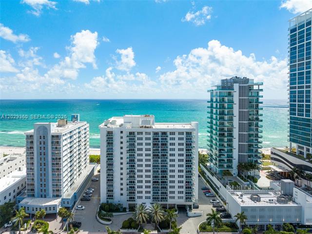 Lapidus-Designed Ocean View at The Collins