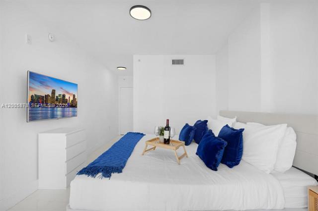 Spacious Miami Beach Condo Near Bal Harbour photo 3