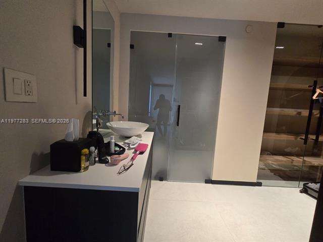 Renovated Miami Beach Condo With Ocean & Bay Views photo 3