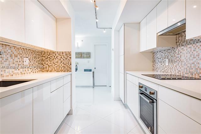 Morris Lapidus Oceanfront At The Collins
