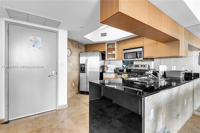 Opera Tower Penthouse With Bay Views photo 2