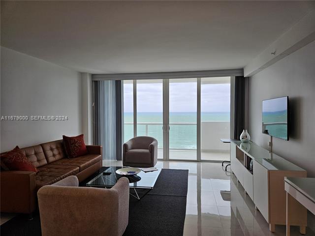 The Pavilion Oceanfront Remodeled 1BR photo 2