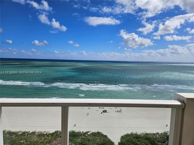 The Pavilion Oceanfront Remodeled 1BR