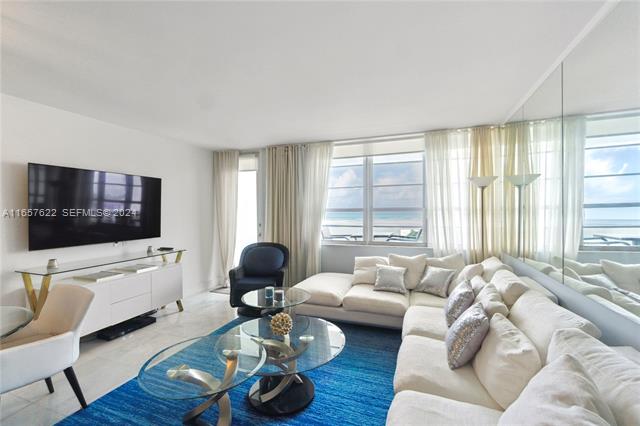 Decoplage Ocean View With Marble & Glass photo 3