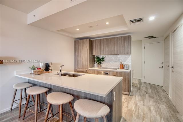 Designer 1BR With Den At SLS Lux Brickell photo 2
