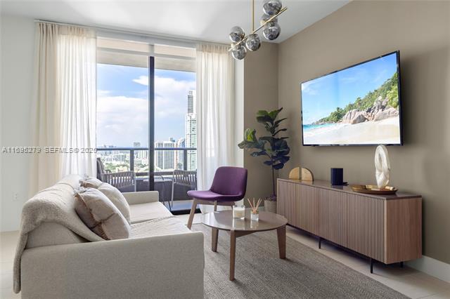 Gale Miami: Luxury Ocean Views, Downtown Miami