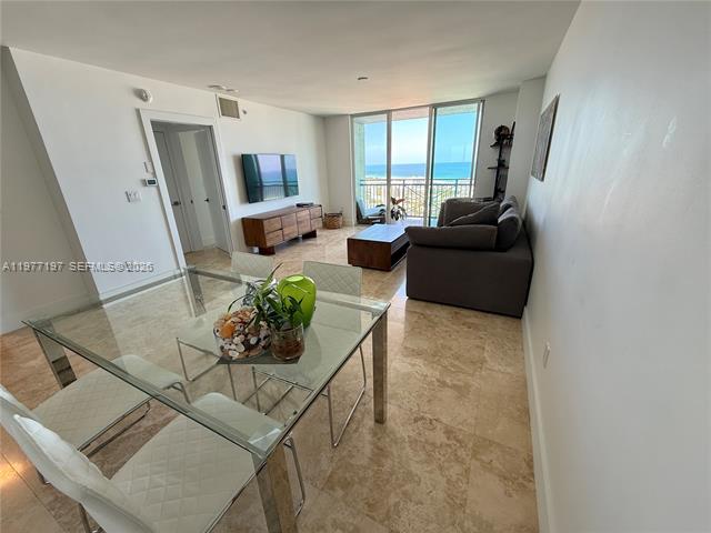 30th Floor Ocean View at Yacht Club Portofino photo 3