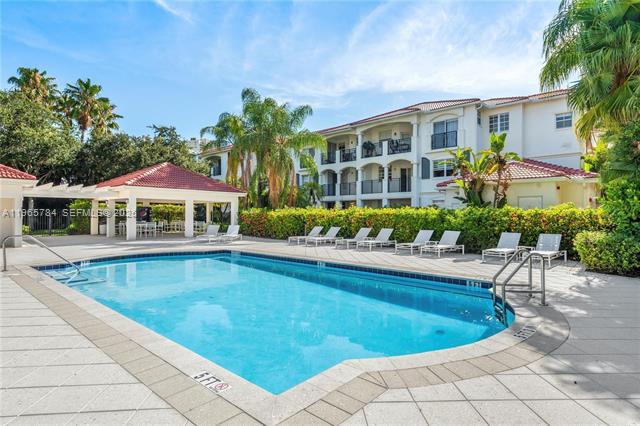 Remodeled Bayfront 2BR in Aventura Village