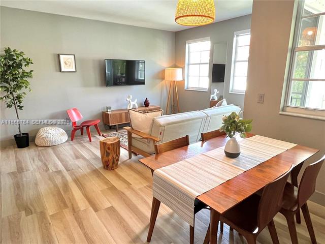 Remodeled Bayfront 2BR in Aventura Village photo 3