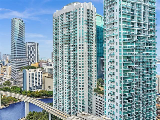 Brickell Loft With 18-Ft Ceilings & Terrace