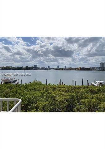 Renovated Golden Bay Club With Intracoastal Views