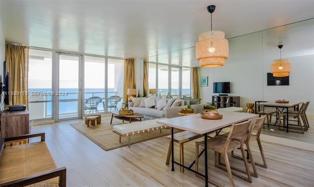 Oceanfront Pavilion 1BR, Fully Remodeled