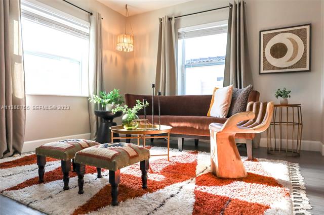 La Vie Boheme: Spacious 3BR Coral Way Retreat