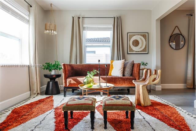 La Vie Boheme: Spacious 3BR Coral Way Retreat photo 2
