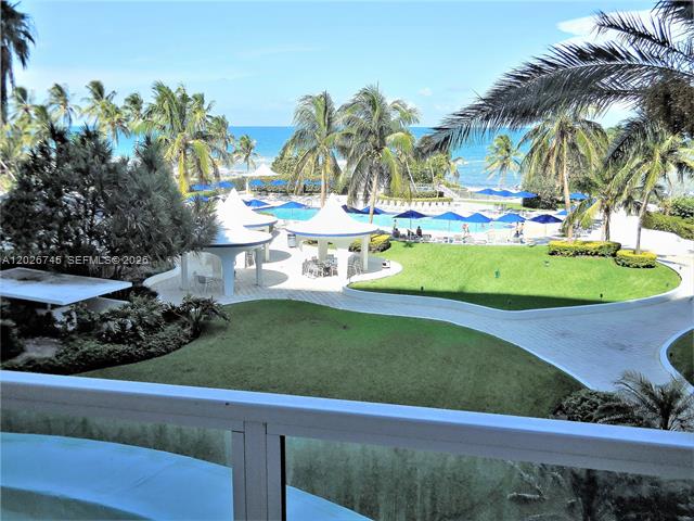 Seacoast: Ocean Views From Every Room photo 2