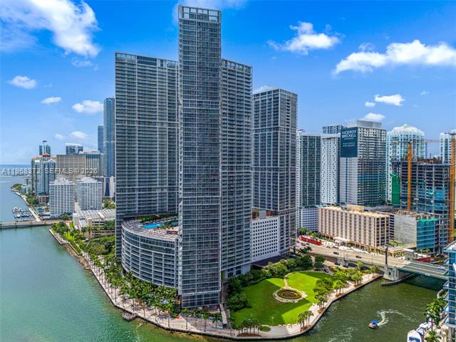 Icon Brickell Waterfront Den With Pool Access