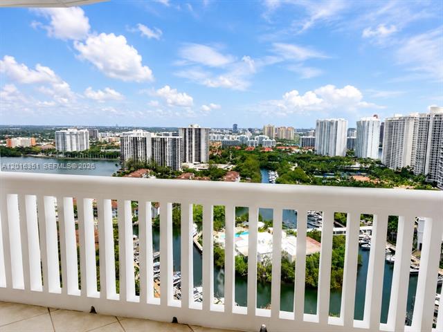 Williams Island High-Floor Waterfront Condo