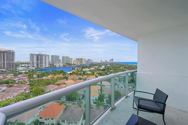 Newly Remodeled Ocean Reserve, Sunny Isles photo 3