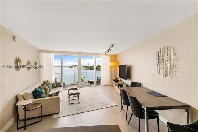 O Residence Waterfront: Luxury 2BR Miami photo 3